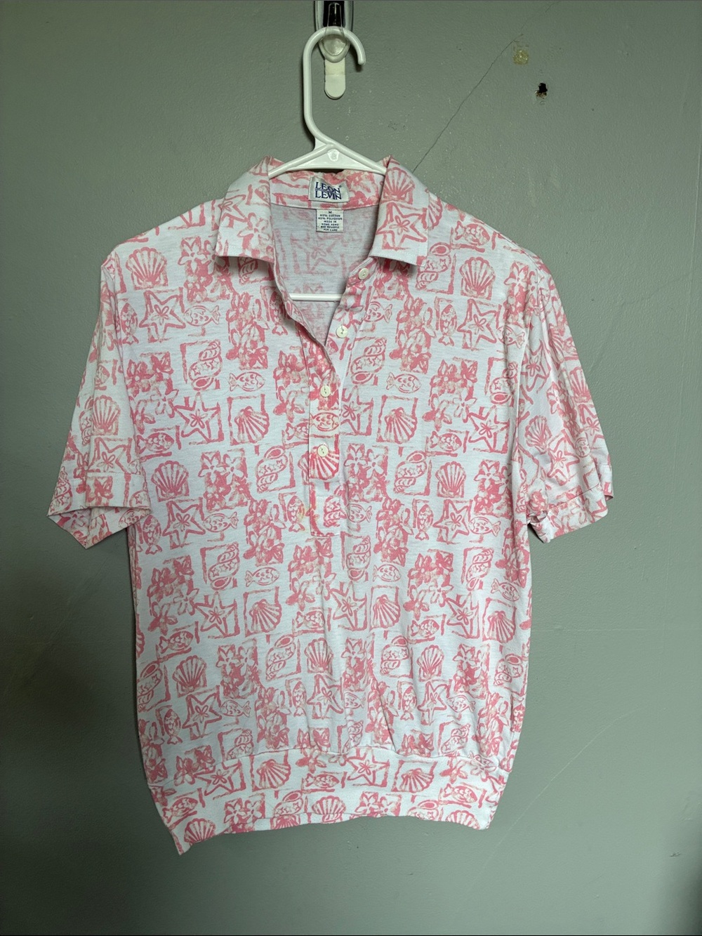 Vintage Leon Levin M nautical pink beach theme button down short sleeve top